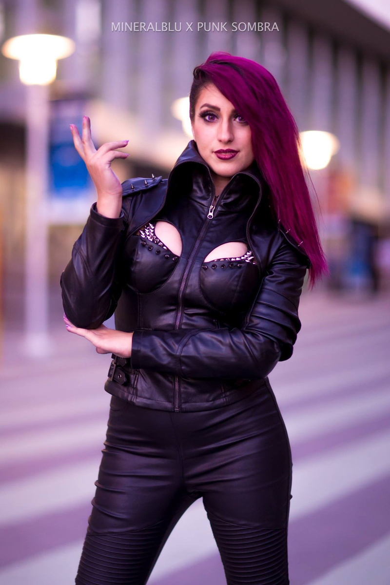 Cosplay by Elizabeth Rage | Photo by Mineralblu